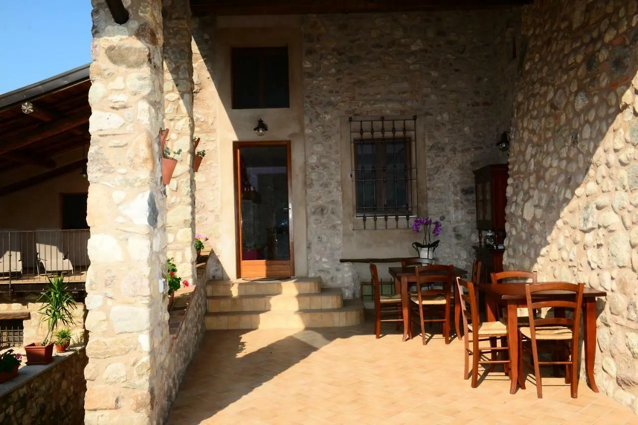 Farma Corte Davini Agriturismo Monzambano Itálie