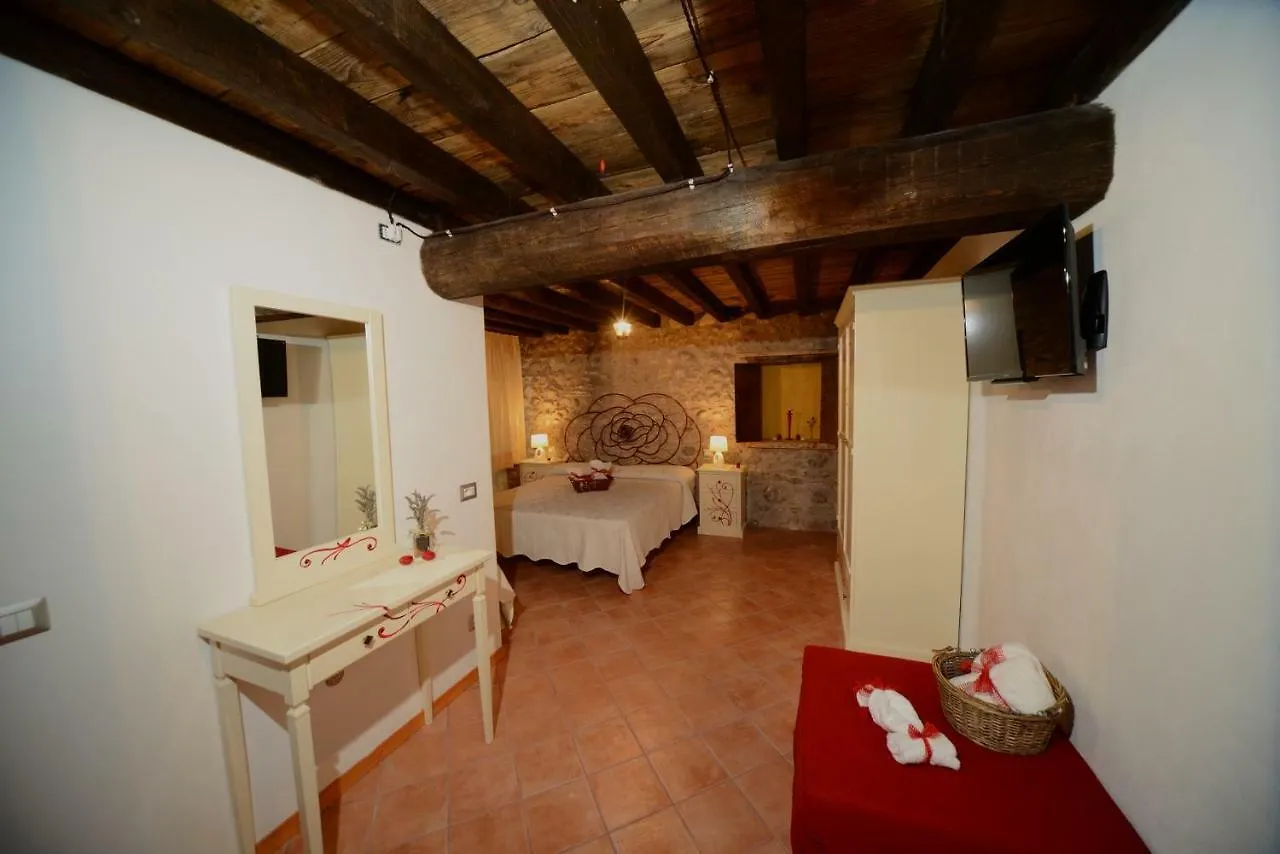 Corte Davini Agriturismo Monzambano 0*,