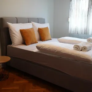 zkontrolujte dostupnost