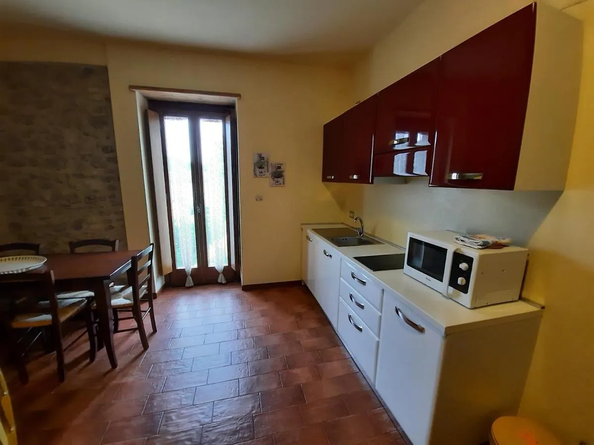 Corte Davini Agriturismo Monzambano 0*,