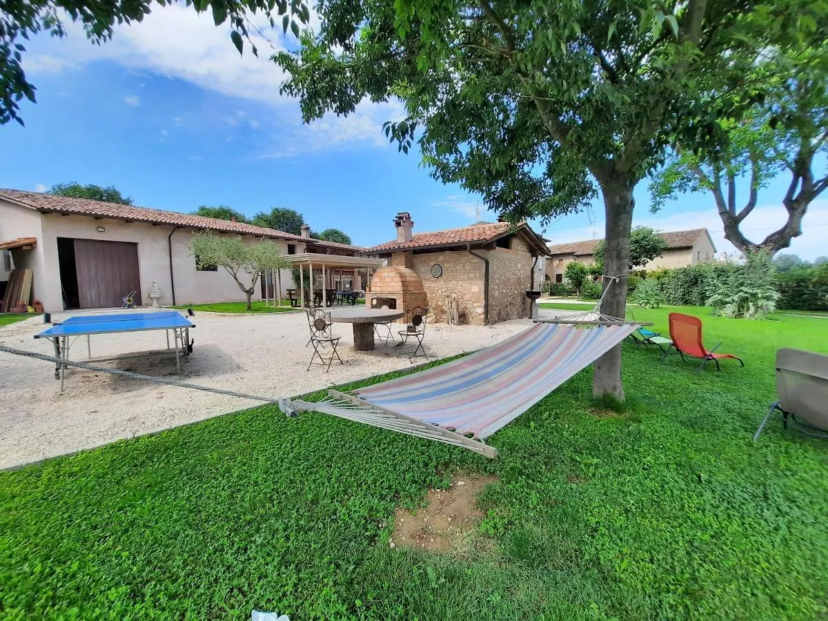 Corte Davini Agriturismo Monzambano 0*,  Italien